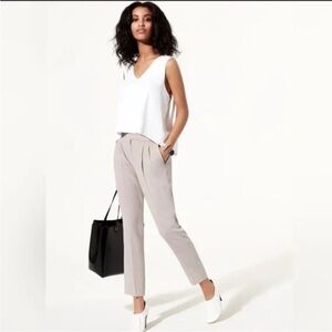 Aritzia Babaton Cohen Cropped Pleated Pant